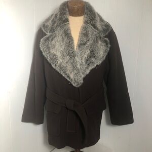 Women’s Brown Wool & Faux Fur Coat. Size 9.